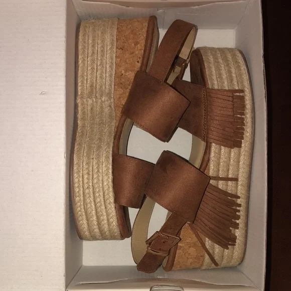 Comfort Cognac (Brown) Fringe Wedges - Picture 11 of 12